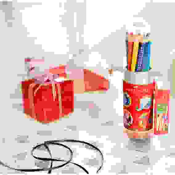 Карандаши цветные Faber-Castell \"Grip\", 12цв., трехгран., заточен., метал. кор. в форме ракеты