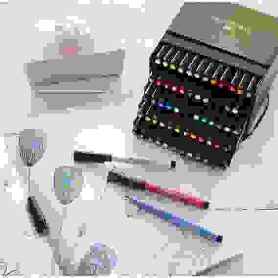 Капилярные ручки Faber-Castell "Pitt Artist Pen Brush" в наборе 60 цветов в студийной коробке